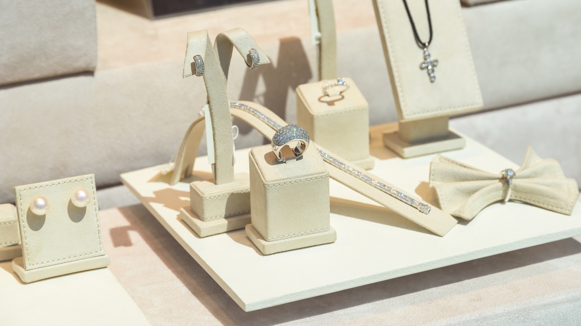 Jewellery in Bethnal Green